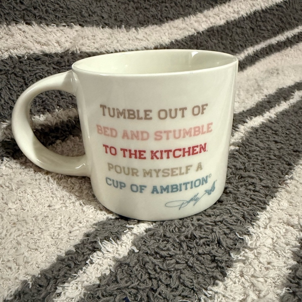 NWT DOLLY PARTON 16OZ MUG-TUMBLER